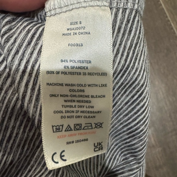 We Wander Stripe Long Sleeve Top Gray Soft Thumbholes Size S - Picture 11 of 13